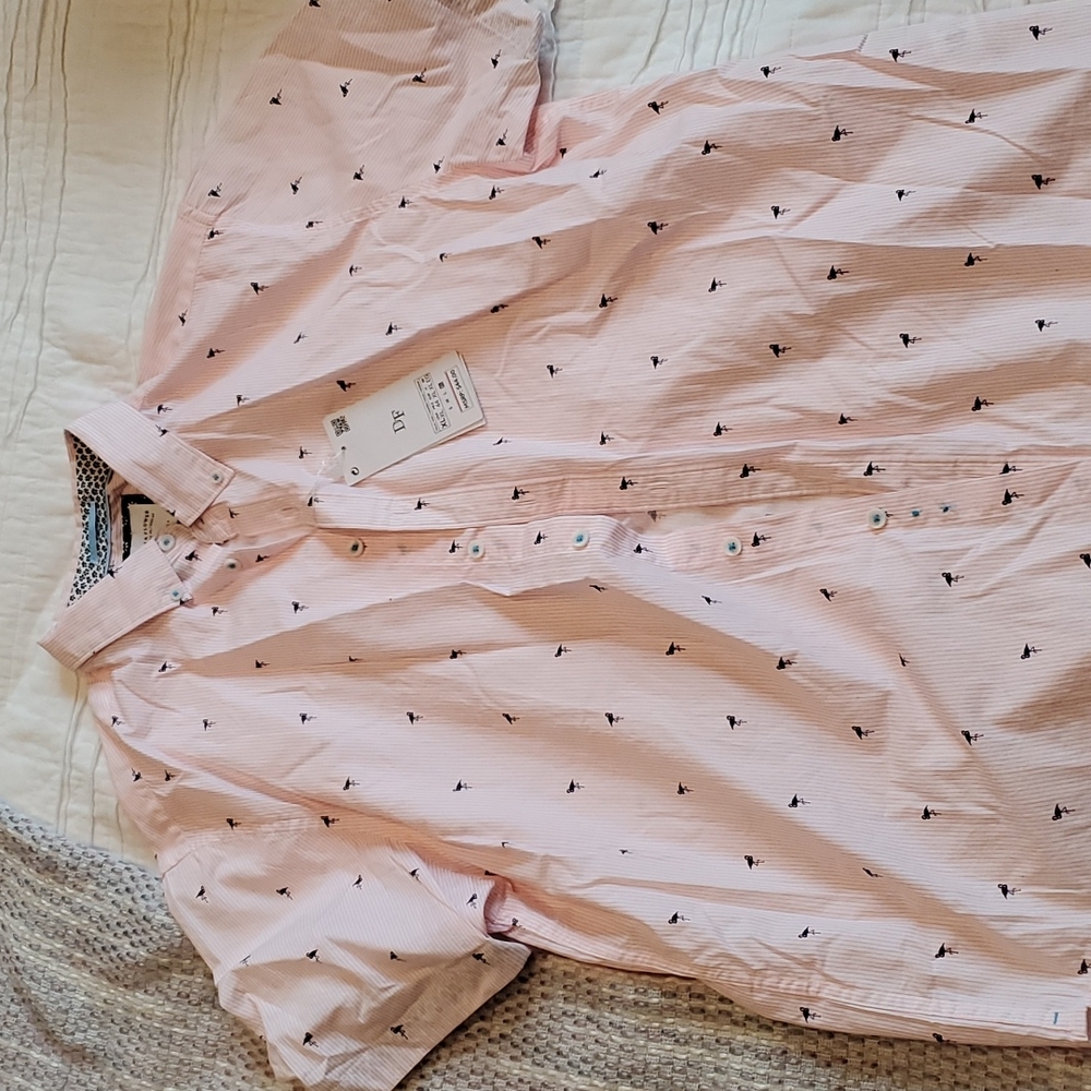 Mens button down short sleeved shirt